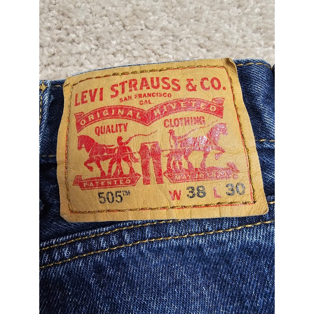 Levis 505 Regular Fit Straight Leg Jeans Mens 38x30 Medium Wash Blue Cotton - Picture 8 of 8